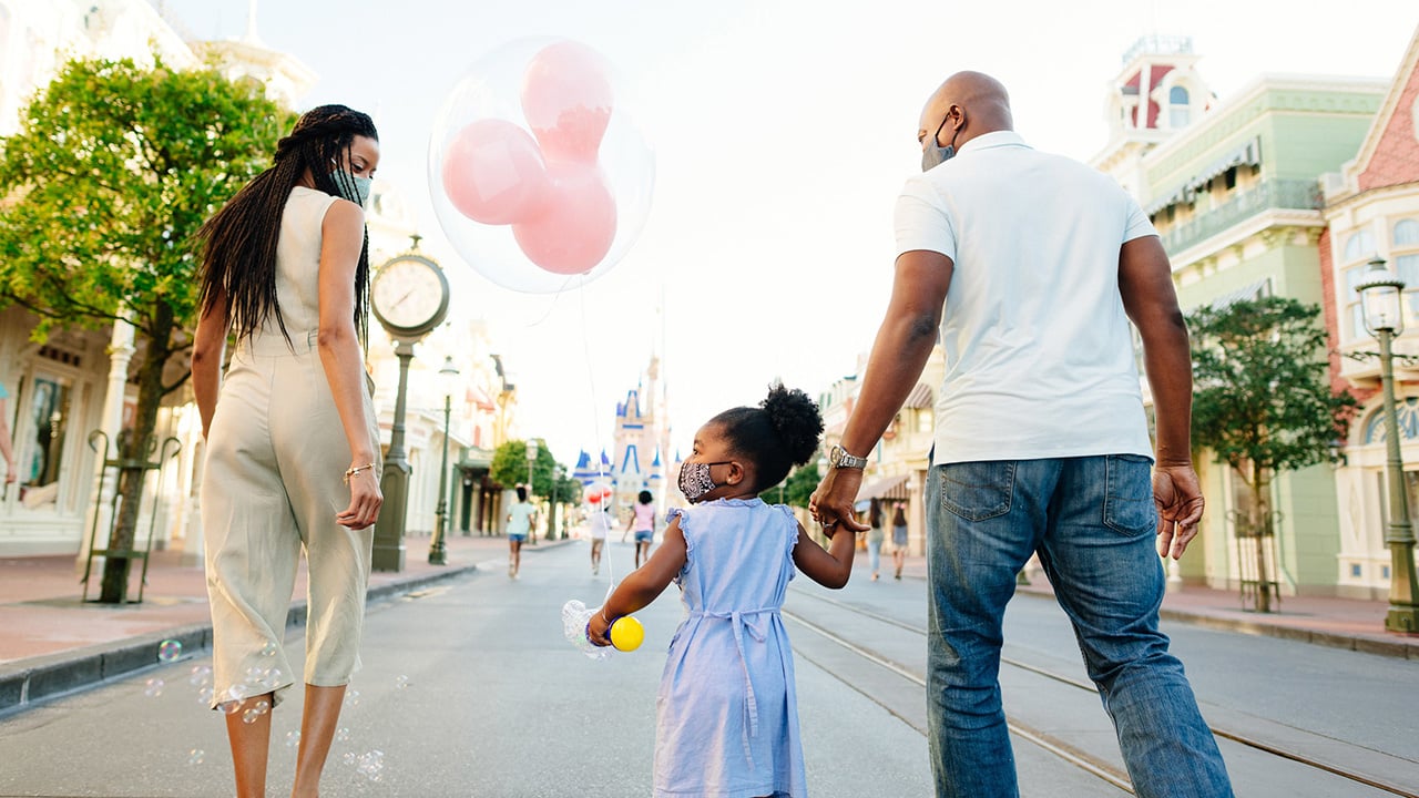 6312722_071120-cc-disney-reopens-img